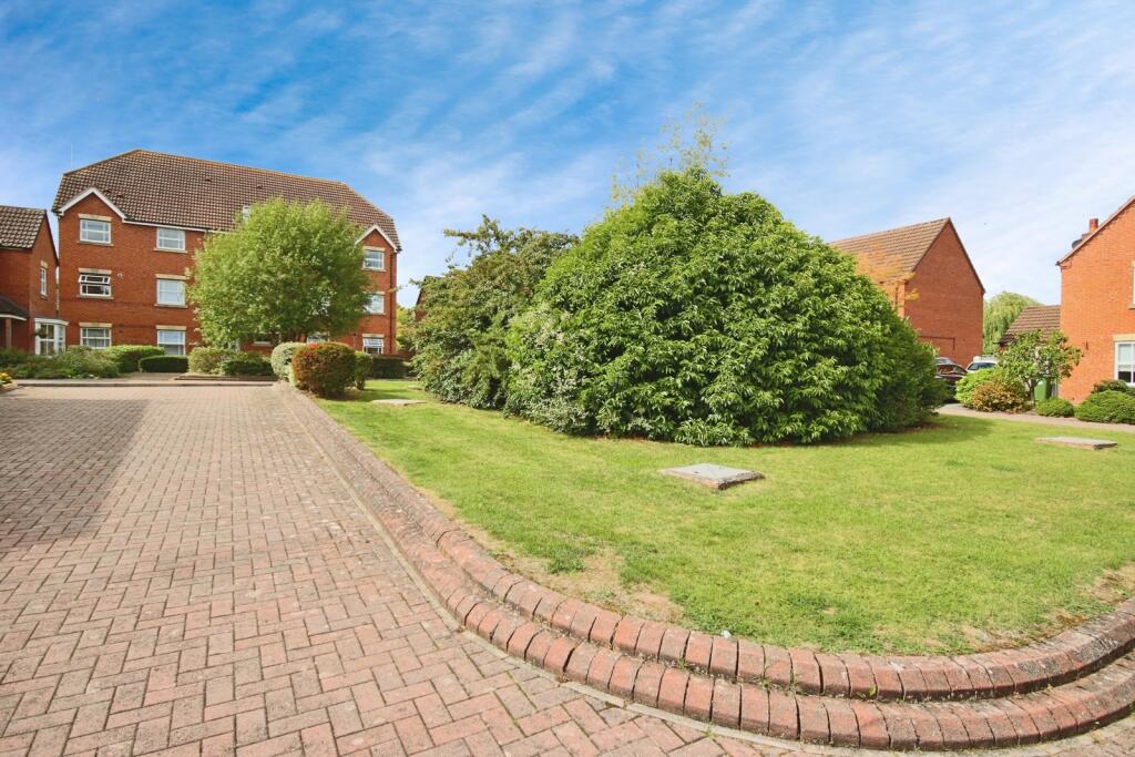 Dey Croft, Chase Meadow, Warwick, Warwickshire, CV34 photo 2
