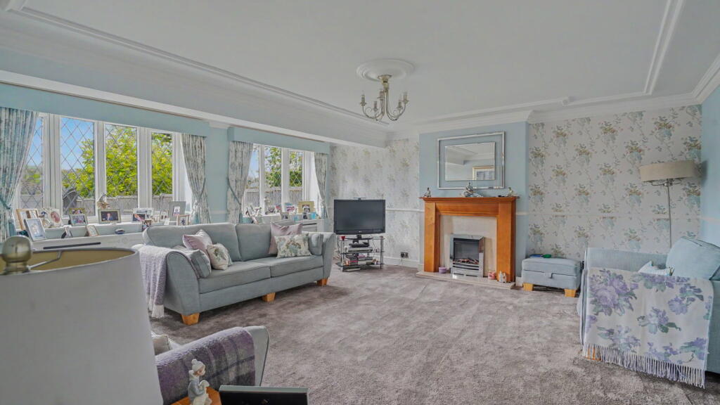 House in Bromsgrove, Wythall - View 4