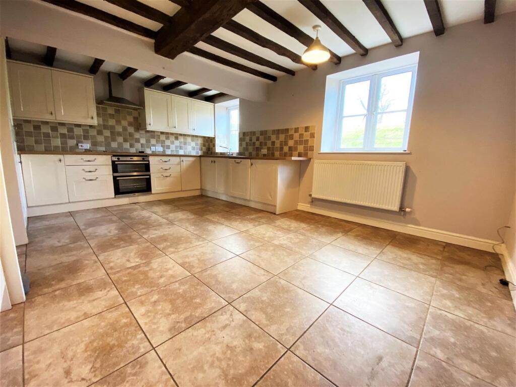 Main image of property: LL13 0SL