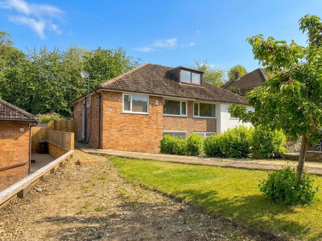 3-bed semi-detached on Greenhead Lane, Huddersfield, HD5, £280,000