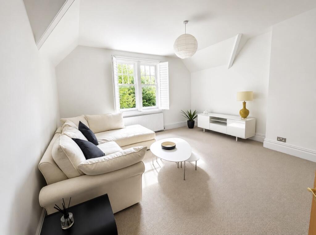 Apartment in Brighton - View 2