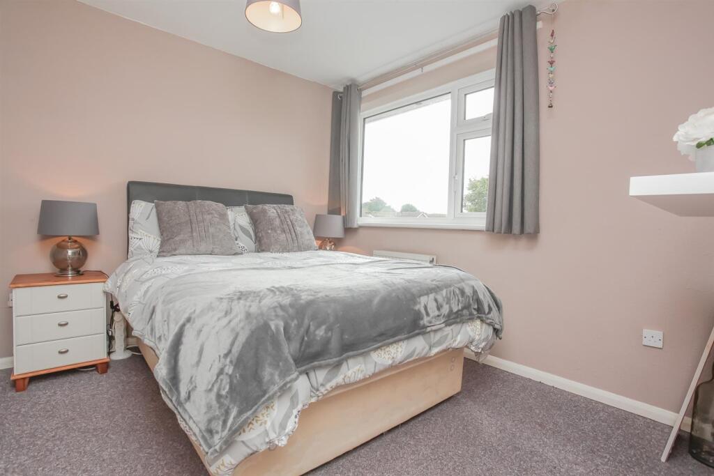 Longburges, Middleton Cheney, Banbury - View 5