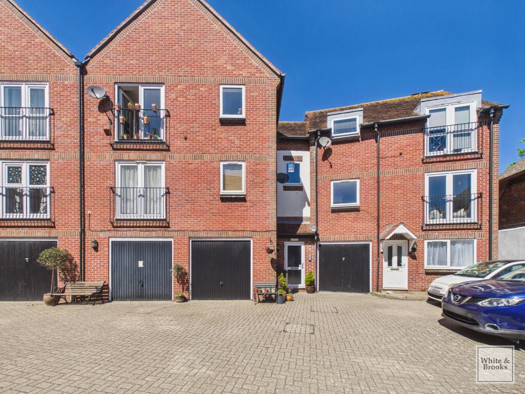 Main image of property: The Hornet, Chichester, PO19