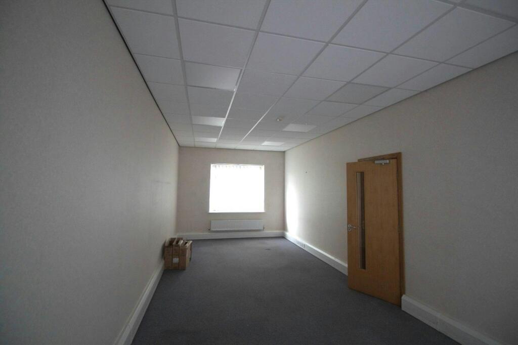 WhatsApp Image 20251124 at 161508_df18e9cf.jpg