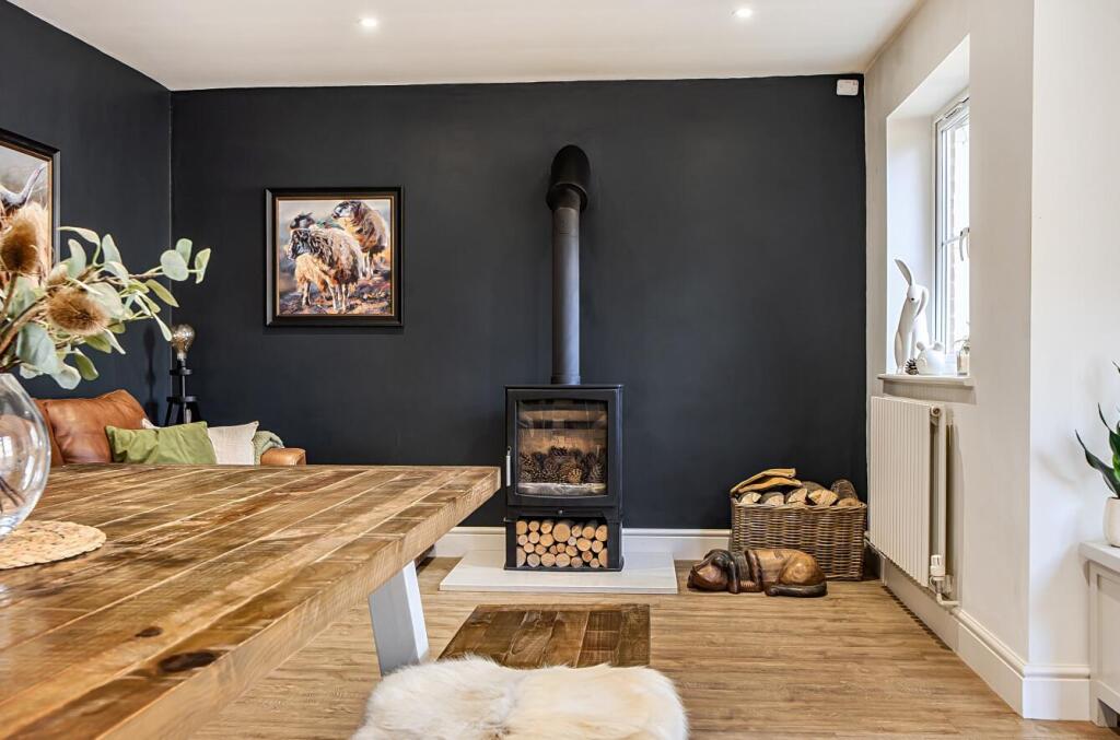 House in Belton-in-Rutland - More