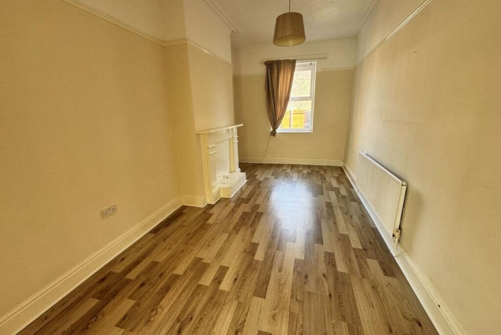 House in Birkenhead, Claughton - More