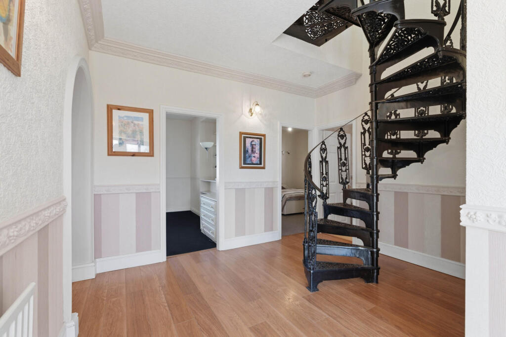 House in Rugby, Wolvey Heath, Wolvey - More