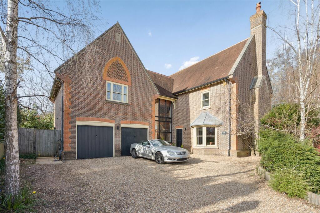 Main image of property: Hazel Grove, Kingwood, Henley-on-Thames, Oxfordshire, RG9