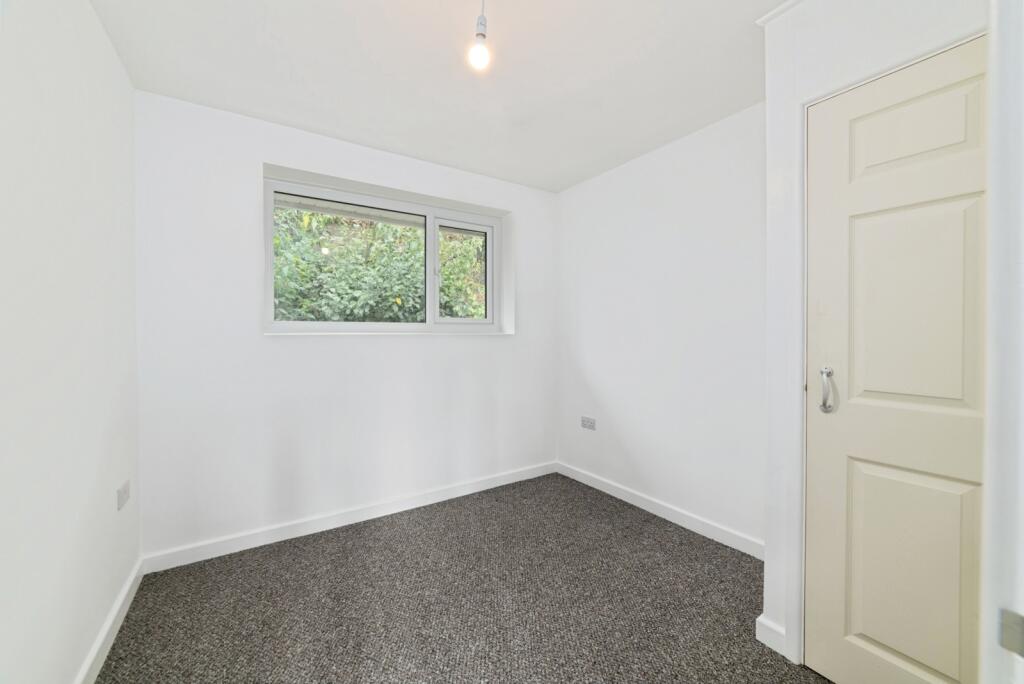 House in Goodwick, Fishguard and Goodwick - More