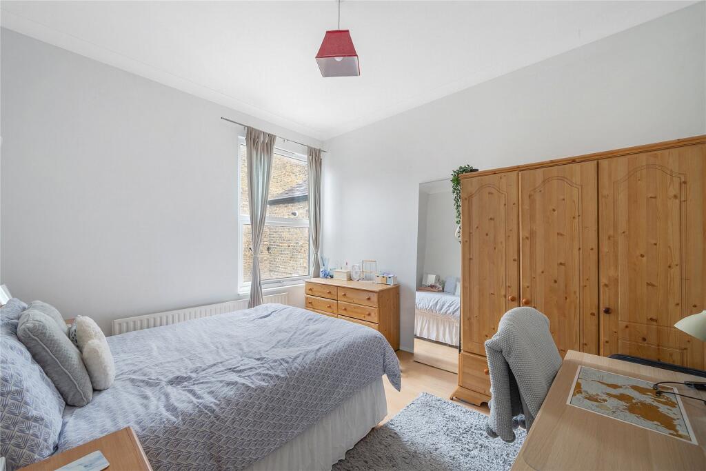 Apartment in London - View 5