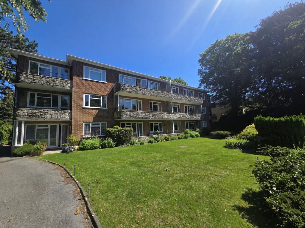 Apartment in Bournemouth
