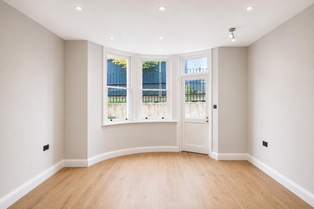 Main image of property: Queens Road, London, TW10 6JW