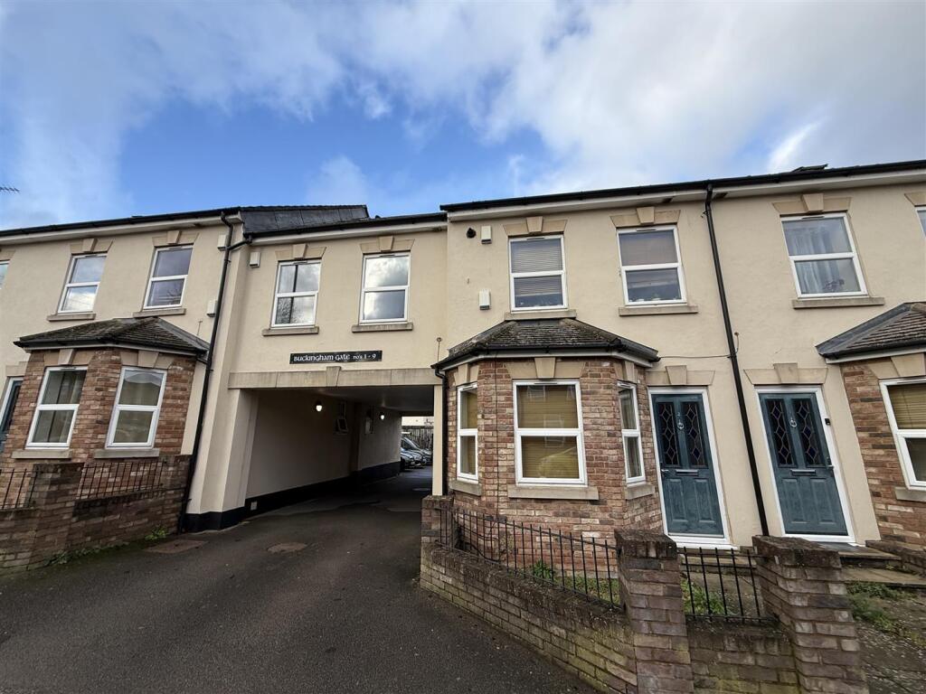 Main image of property: Buckingham Gate, Dunstable