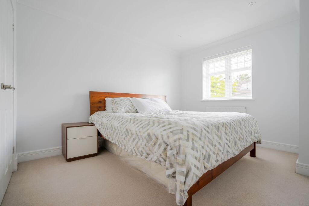 Witchford Gate, Maidenhead - More