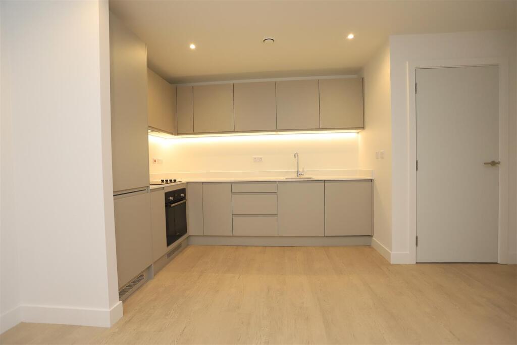 Apartment in Manchester - View 4