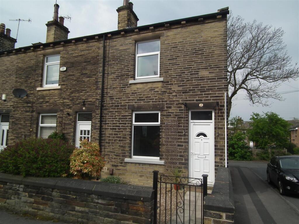 Main image of property: Queen Street, Greengates, Bradford