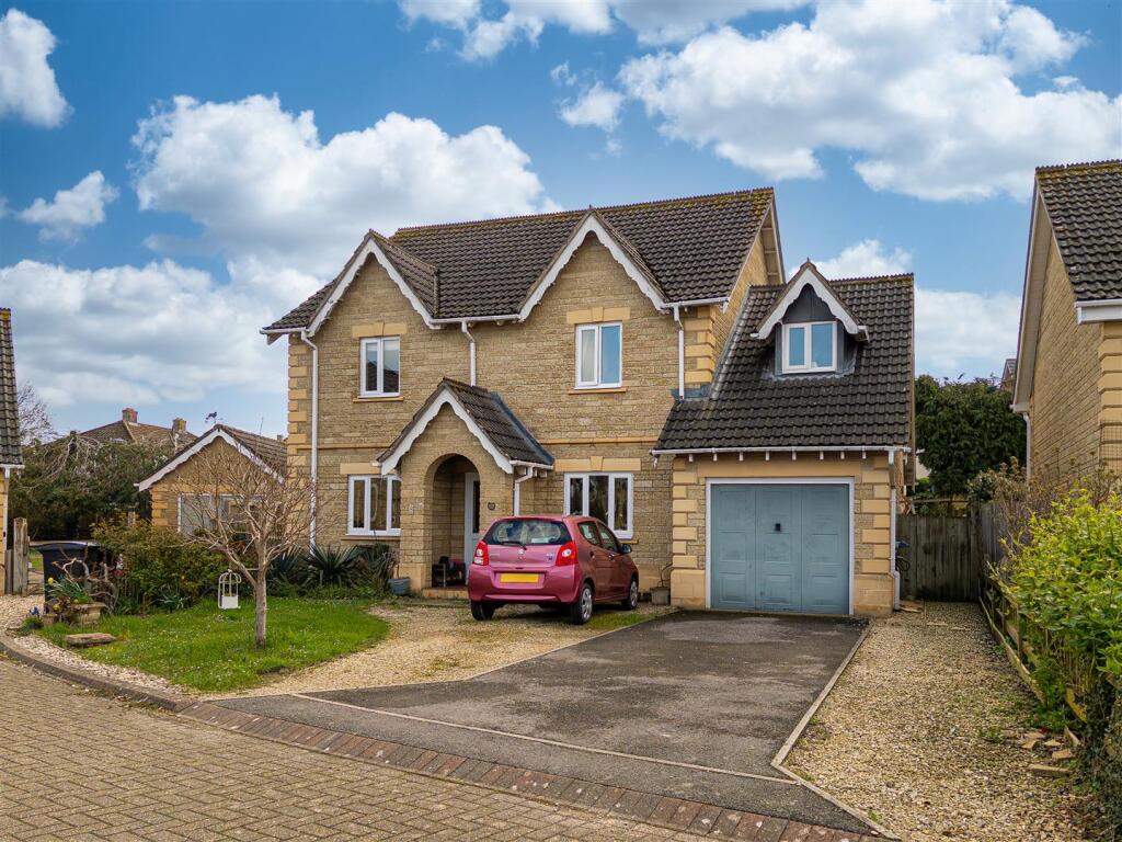 Main image of property: New Lawns, Melksham