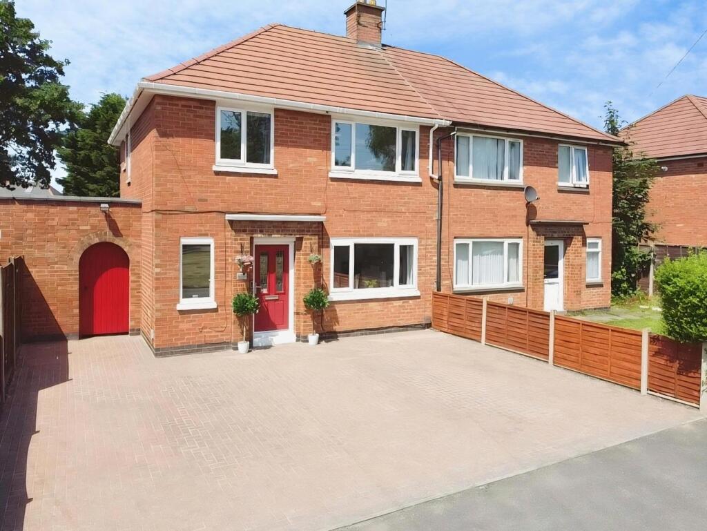 Main image of property: Alexander Gardens, Hinckley, Leicestershire, LE10
