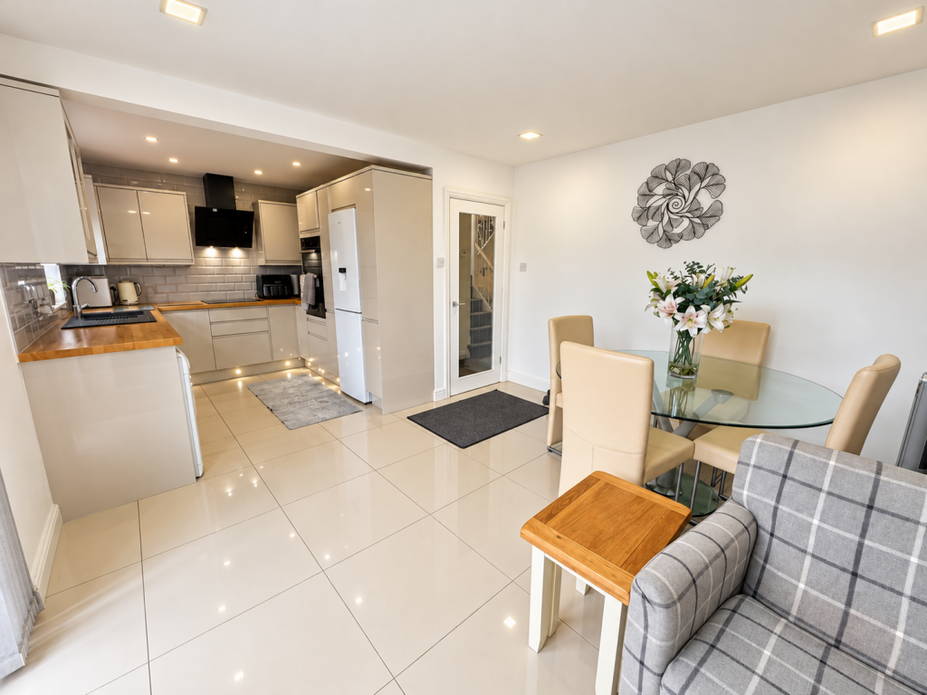 House in Cardiff, Whitchurch - View 2