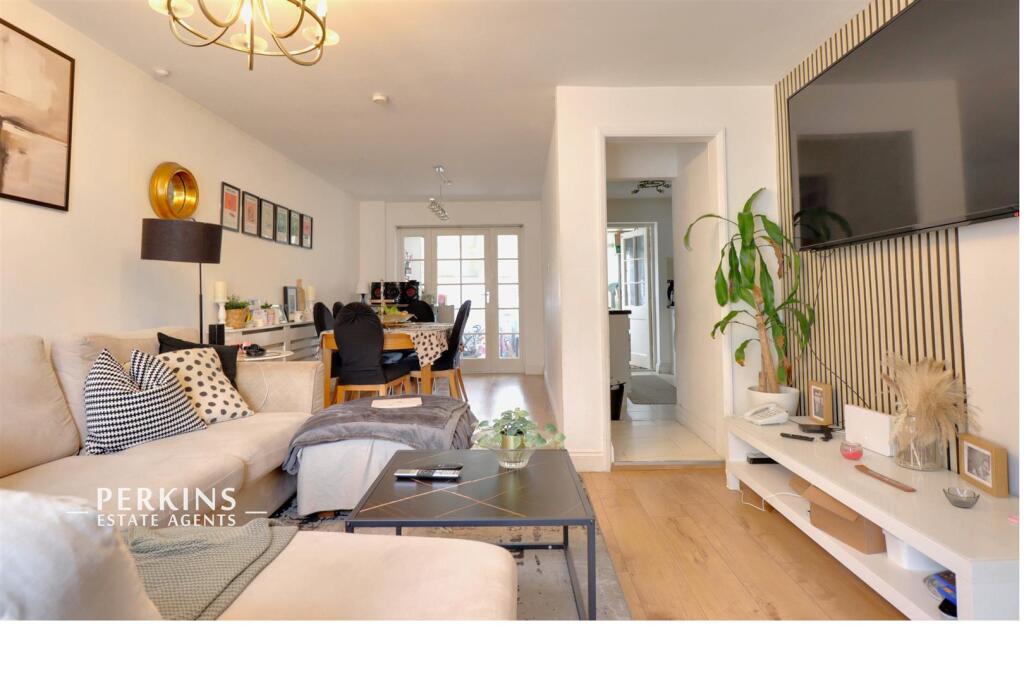 Main image of property: Greenford, UB6