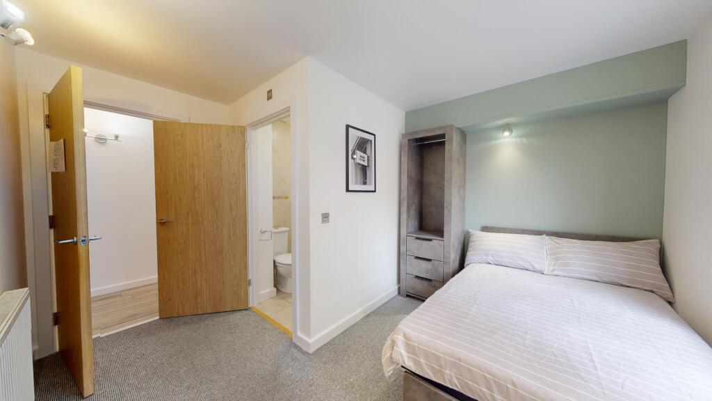 House in Loughborough, Shelthorpe - View 5