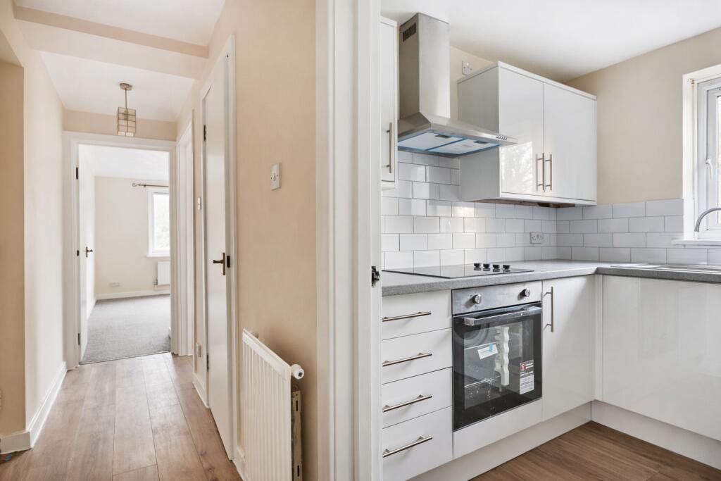 Additional image 6 of The Acorns, Wynchlands Crescent, St. Albans, Hertfordshire, AL4