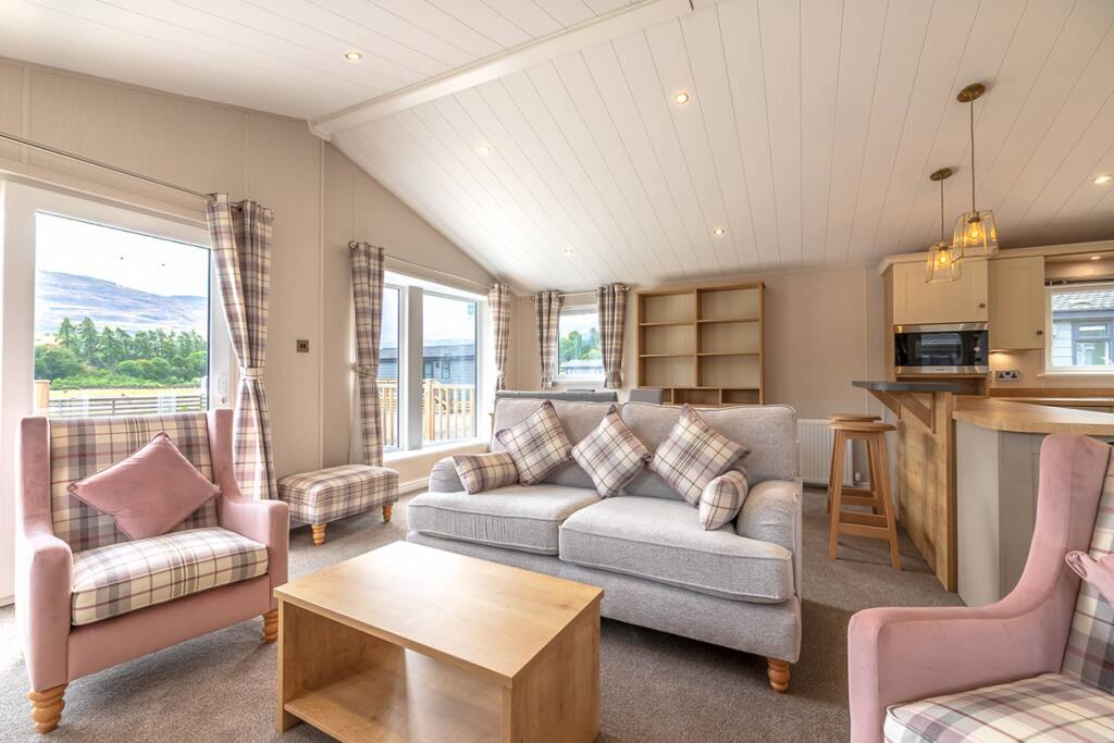 Lodge 16 The Sanctuary, Glendoe Road, Fort Augustus, PH32 4BG photo 2
