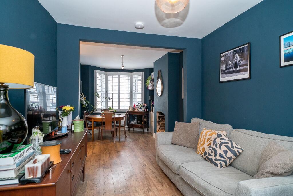 Additional image 2 of High Street, Markyate, AL3