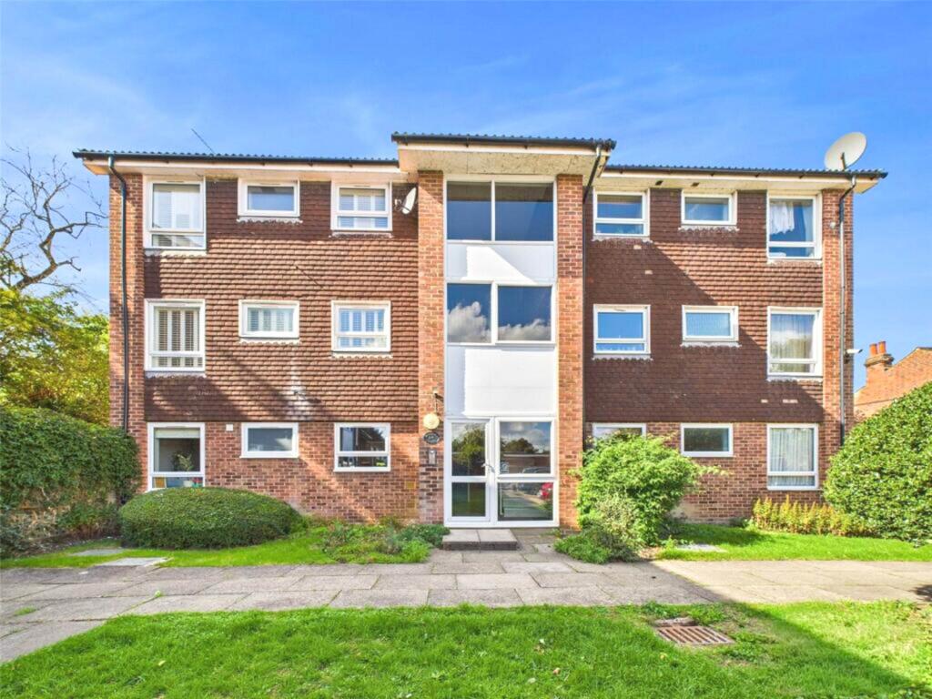 Main image of property: Monkley Court, Caversham