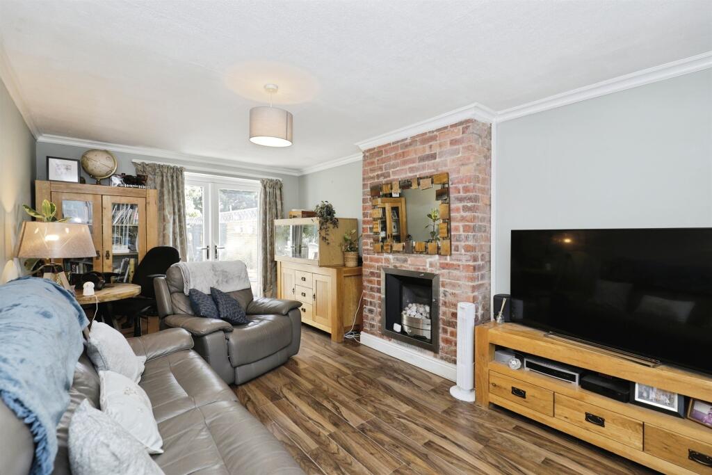House in Harrogate, Woodfield - View 4