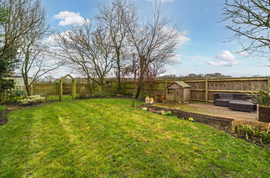 Bashley Cross Road, New Milton, BH25 photo 3