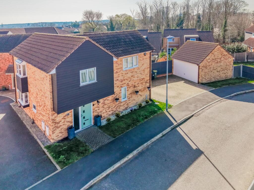 Main image of property: Fairview Crescent, Rayleigh, SS6