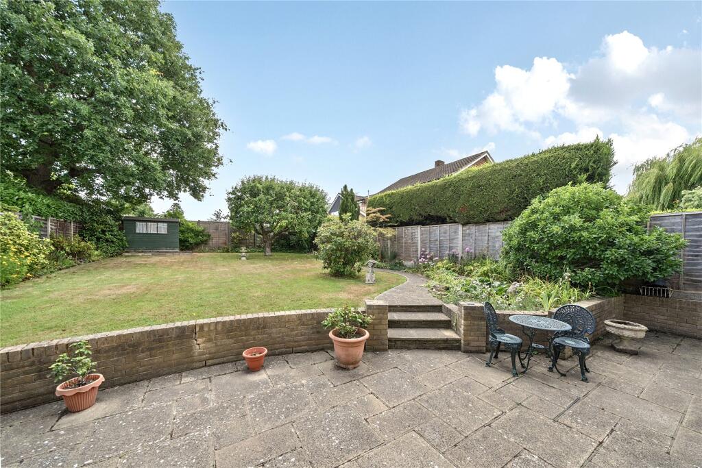 Drayton Avenue, Orpington photo 2