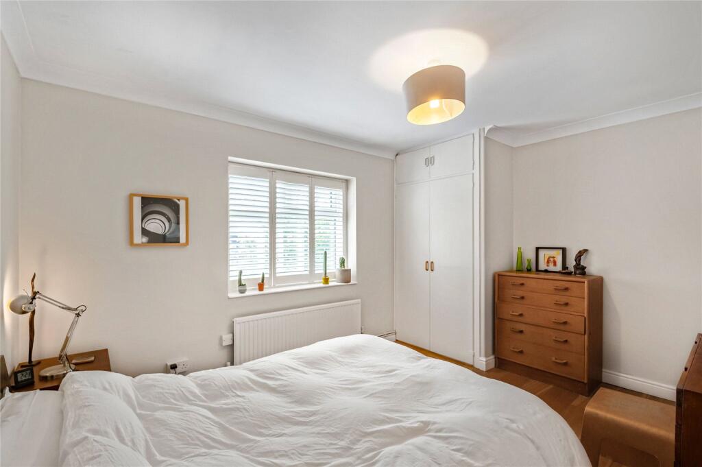 Apartment in London - View 3