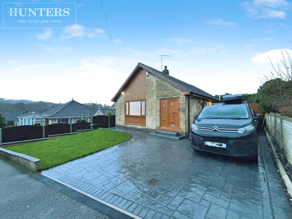 4-bed detached on 3, Briar Rise, £325,000
