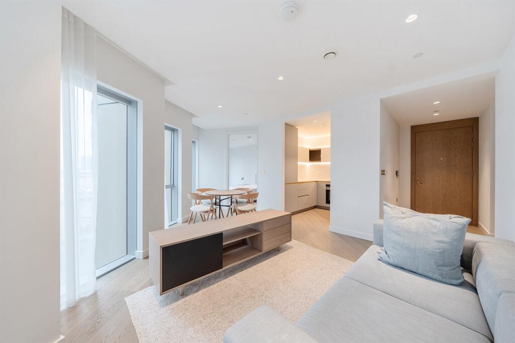 Main image of property: No.4, Upper Riverside, Cutter Lane, Greenwich Peninsula, SE10