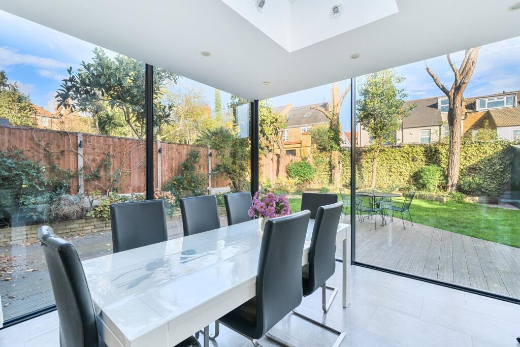 Main image of property: Hollingbourne Road, London, SE24