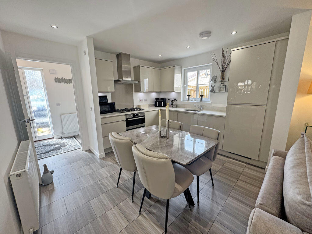 House in Glasgow, Argyll and Bute - More