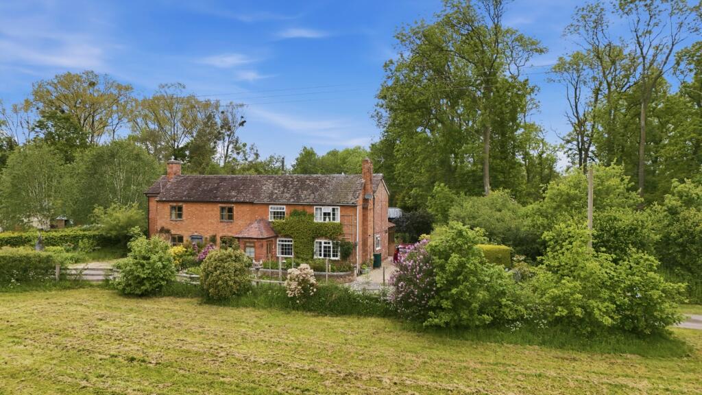 Main image of property: Lower Barrow Cottage, Suckley, Worcestershire, WR6 5EQ