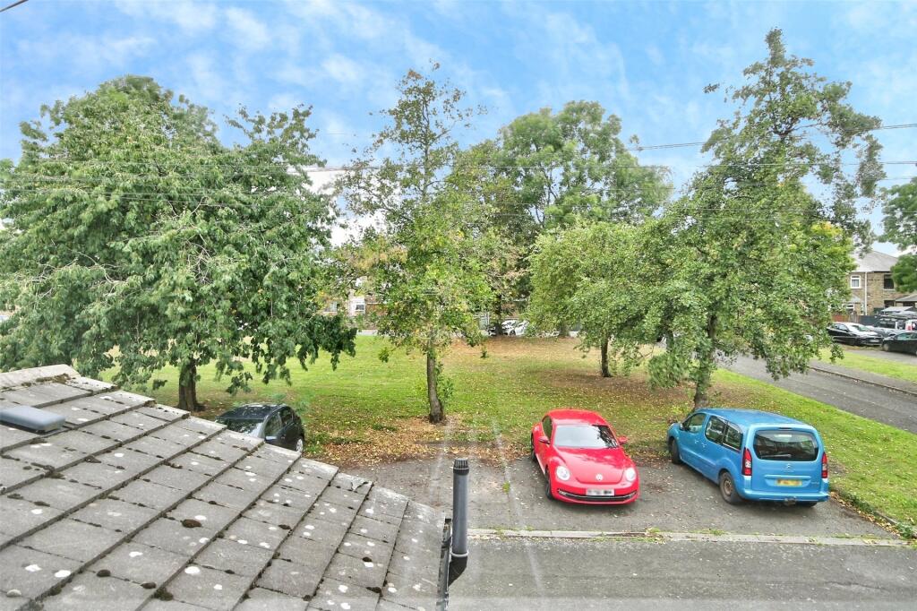 House in Chester-le-Street, Grange Villa - View 2