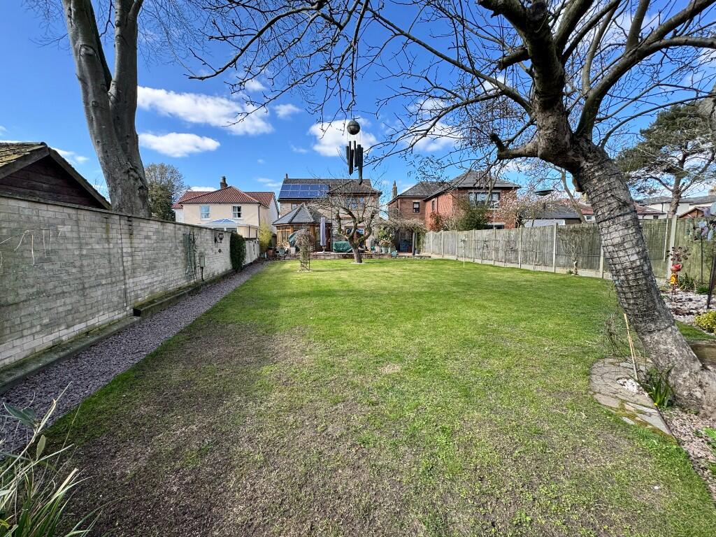 4-bed detached on Hargham Road, Attleborough, Norfolk, NR17, £500,000
