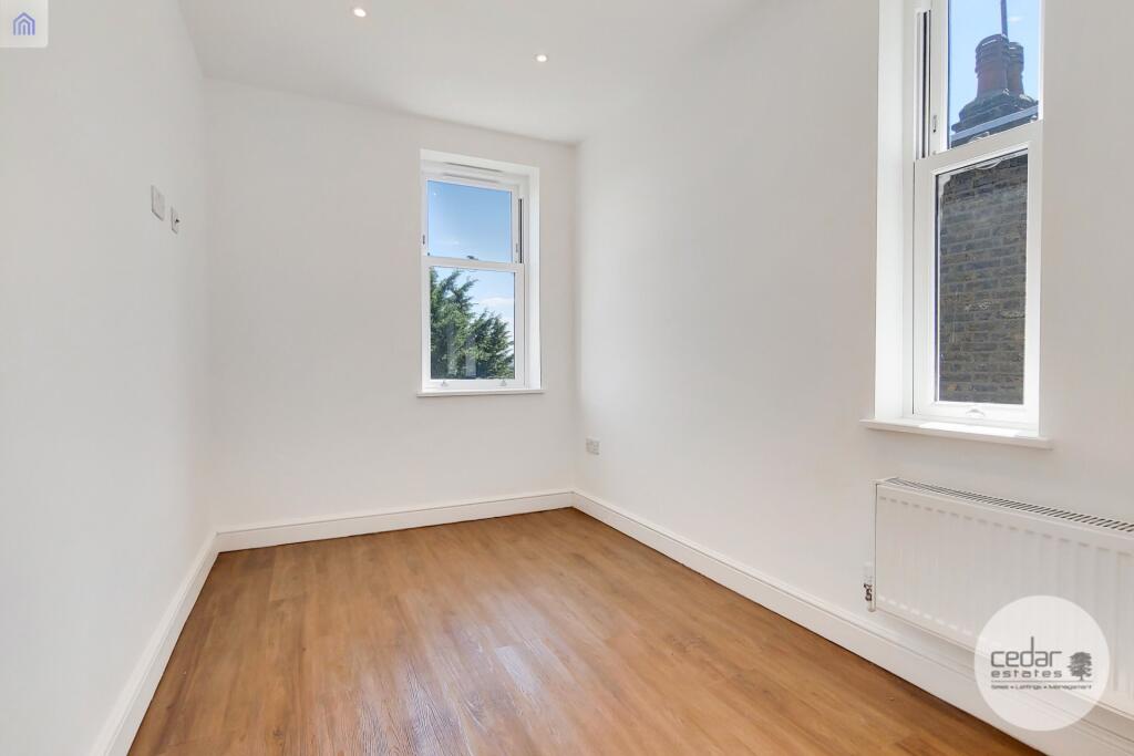 Apartment in London - View 3