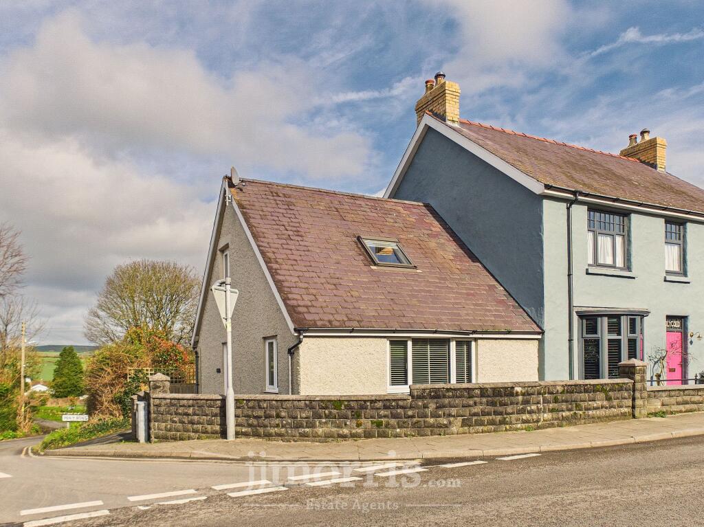 Main image of property: Y Bwthyn, East Street, Newport, Pembs, SA42 0SY