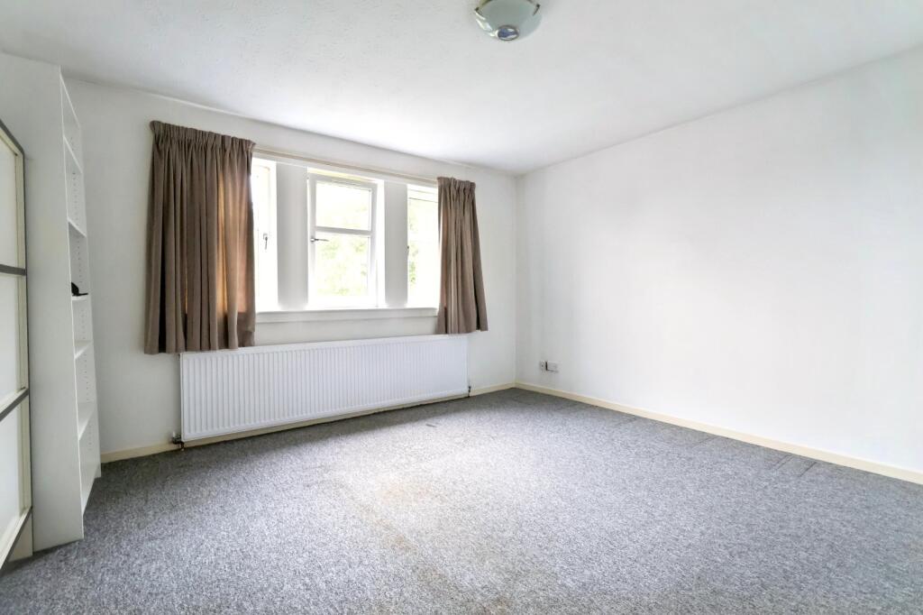 Apartment in Paisley - View 3