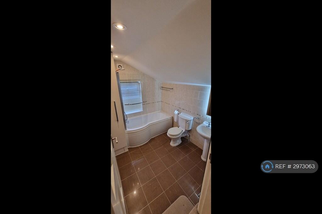 House in Peterborough - View 4