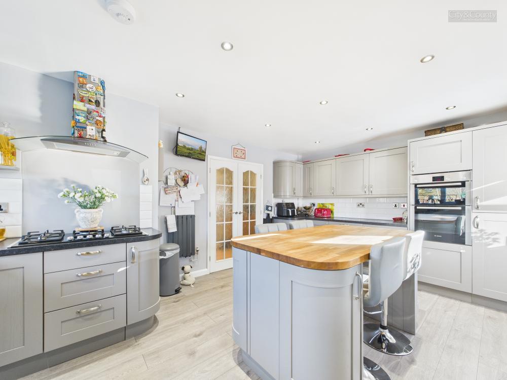 Marlowe Grove, Walton, Peterborough photo 4