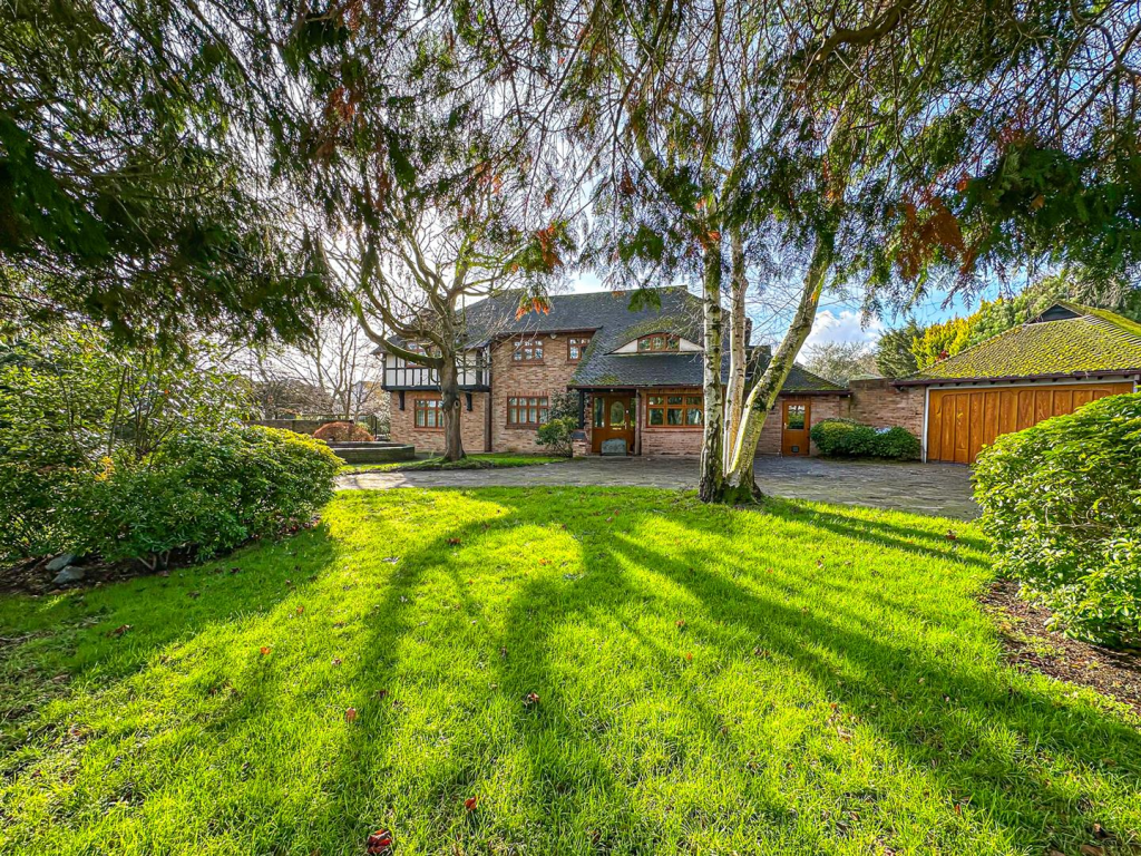 5-bed detached on Highams Road, Hockley, £1,750,000
