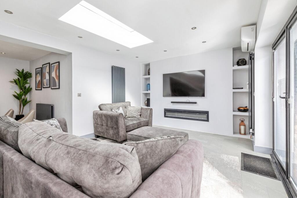 House in Gravesham, Higham - More