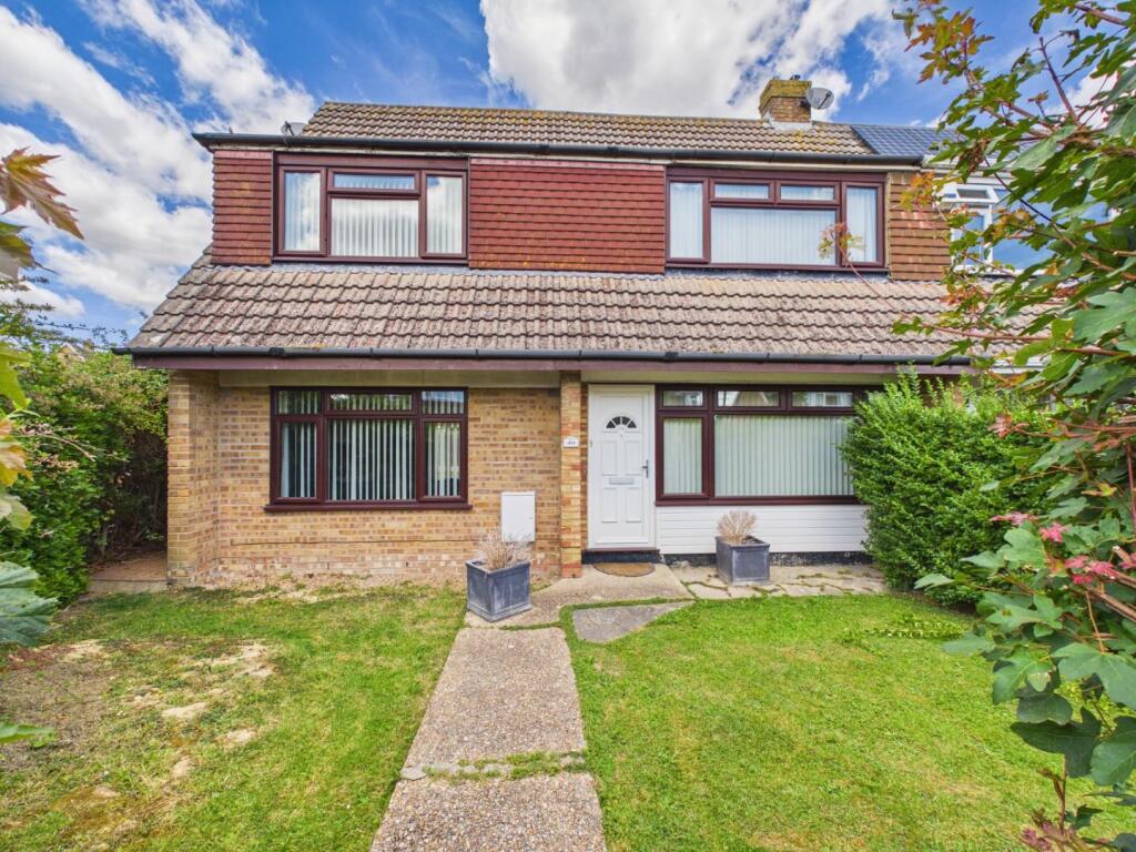 Main image of property: Weavers Way, Ashford TN23 5DY