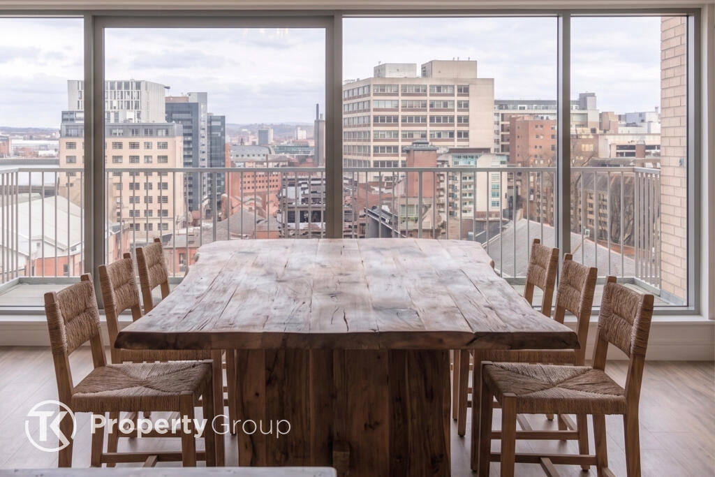 Apartment in Manchester - View 5